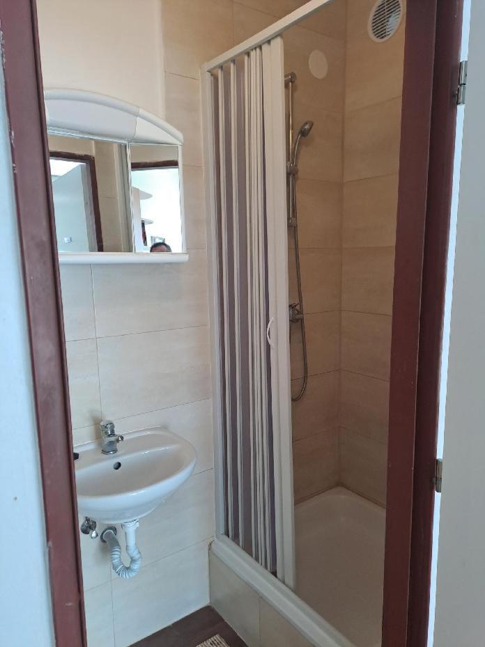 Apartman S Terasou Olomouc Luaran gambar